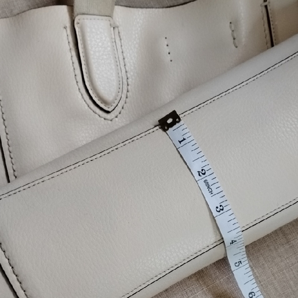 Coach Off-White Leather Tote - Picture 12 of 16